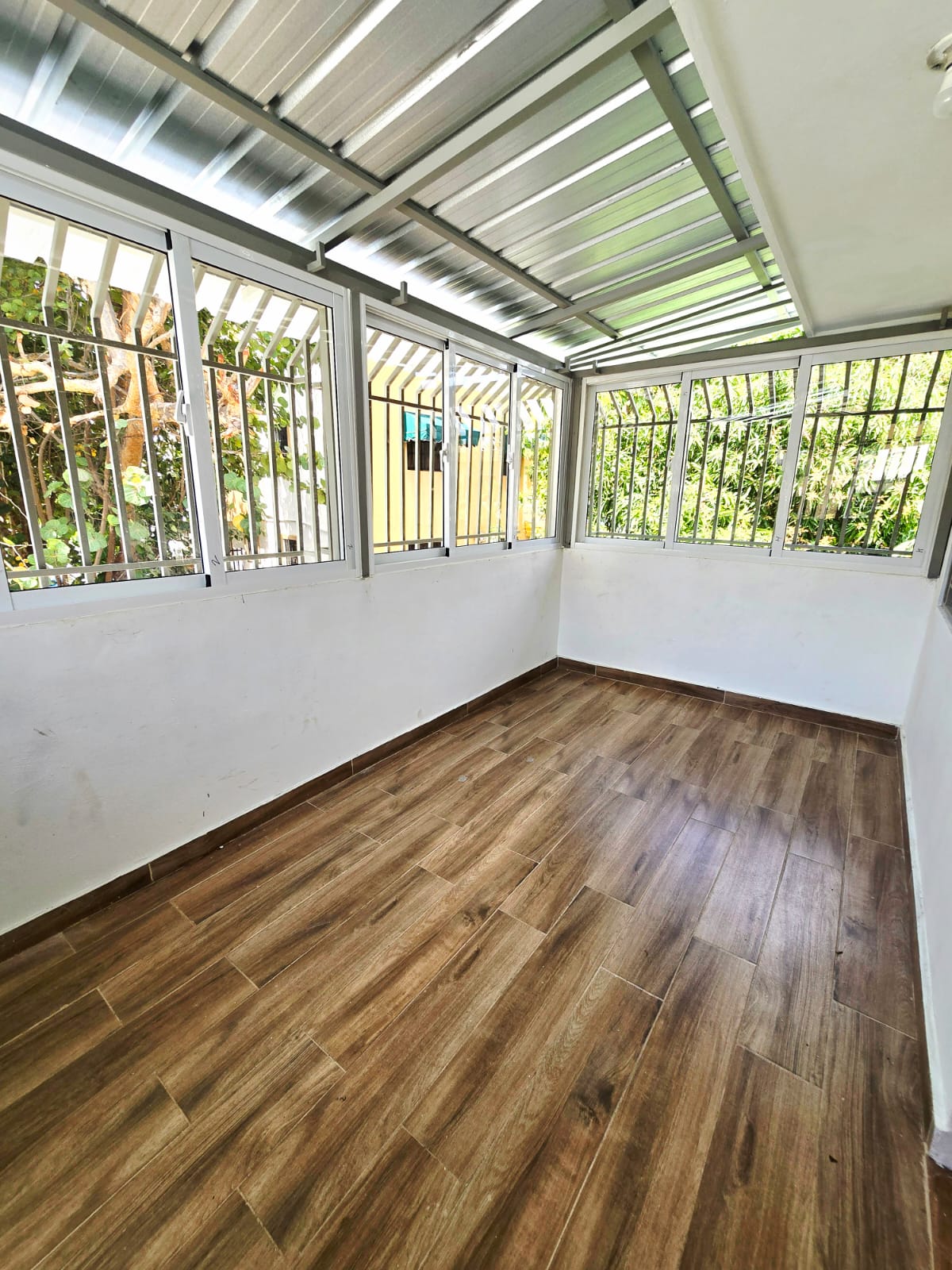Casa en Alquiler – Segundo Nivel  Próximo a la Av. Independencia Km. 7 Foto 7313667-9.jpg