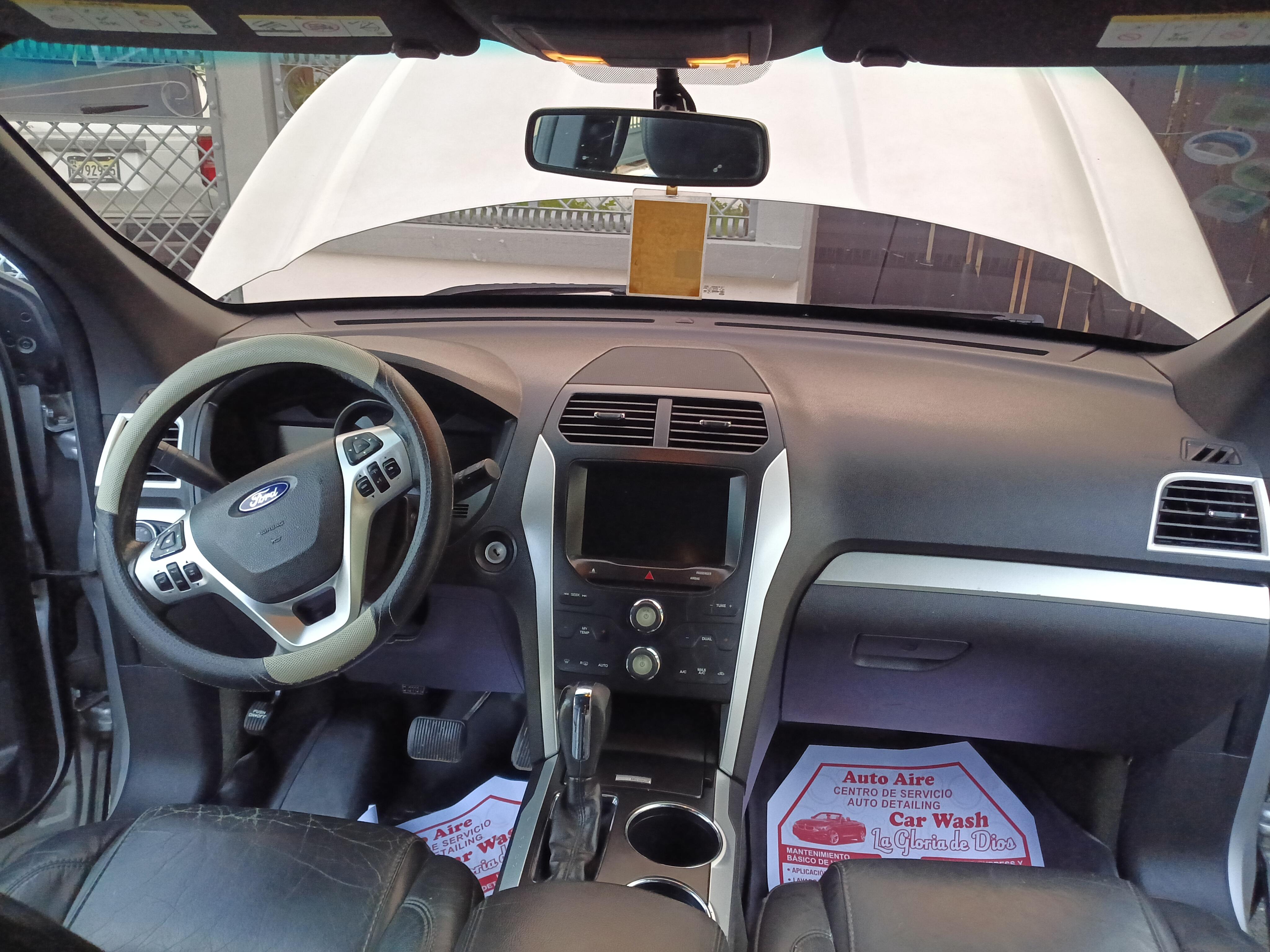 Ford Explorer XLT de la Casa 3 Filas de Asientos 14 Foto 7313675-8.jpg