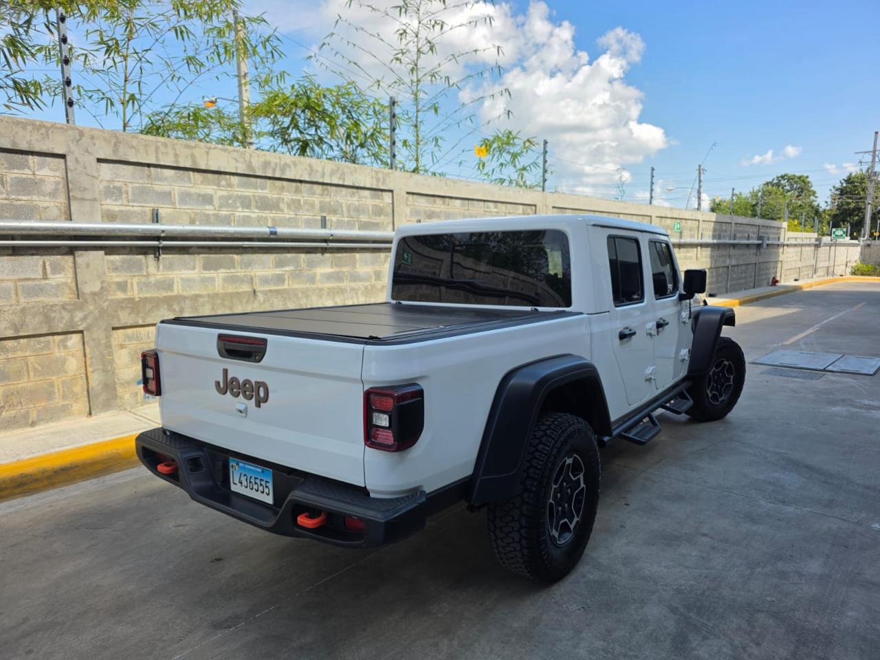Jeep Gladiator Mojave 2021 Foto 7313701-3.jpg