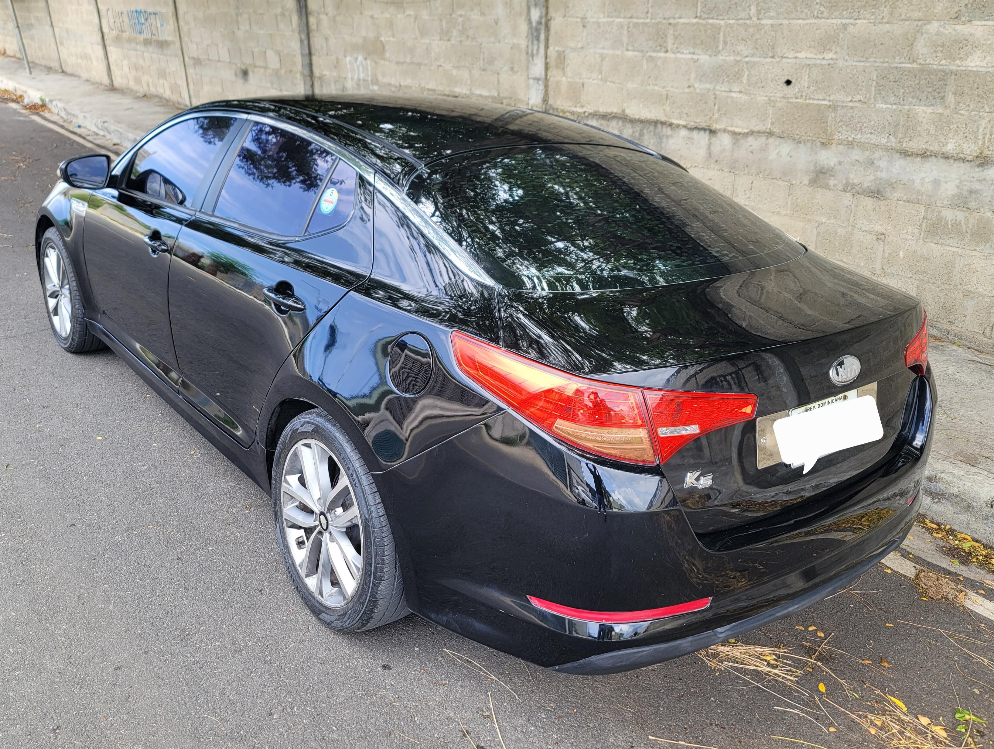 Kia k5 color negro 2013 Foto 7313736-8.jpg