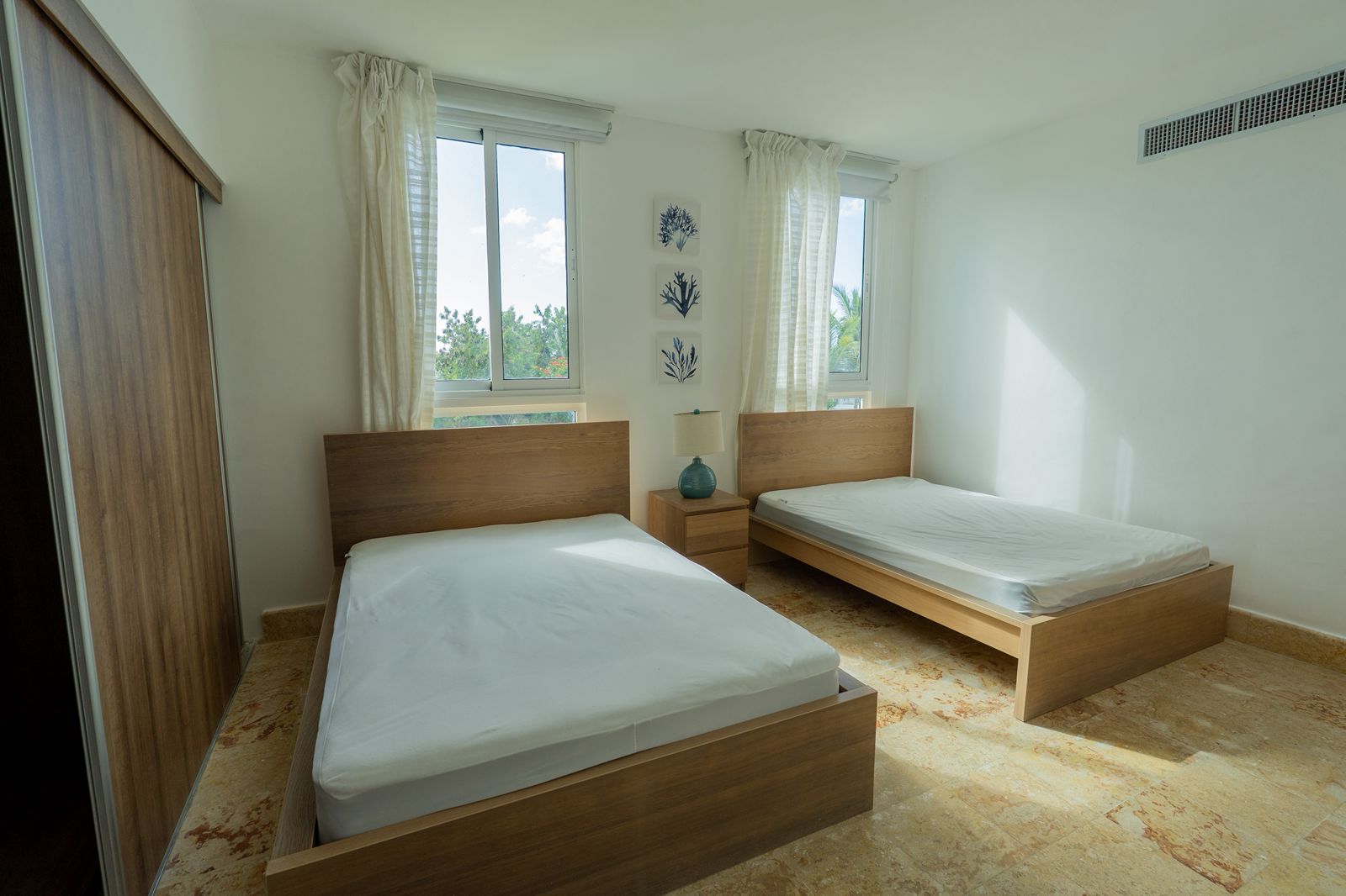 Vendo Hermoso apartamento en primera línea de playa en Playa Nueva Rom Foto 7313768-3.jpg