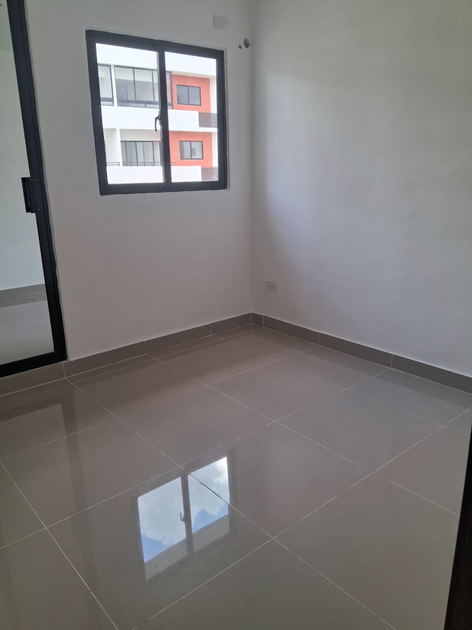 Alquilo apartamento detrás de la Sirena de la Charles de Gaulle SDE Foto 7313791-6.jpg