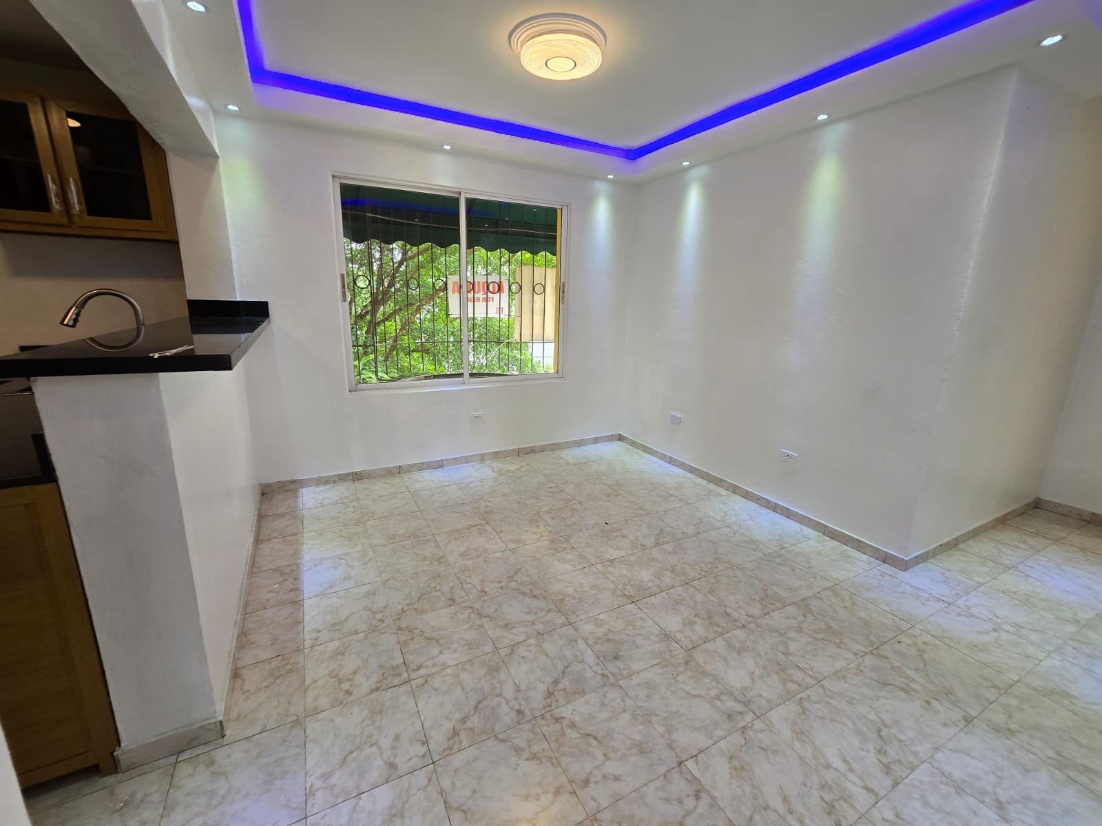 Apartamento en la Jacobo Majluta 4to piso No terraza  Foto 7313803-11.jpg