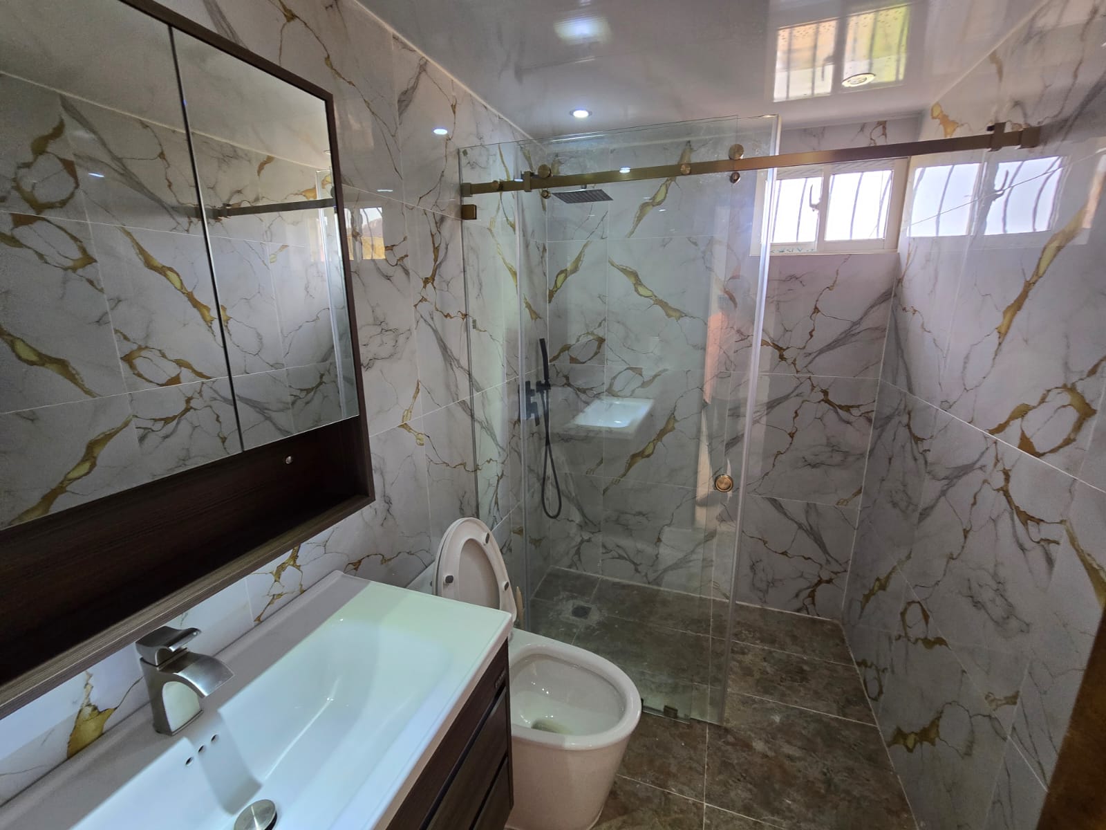 Apartamento en la Jacobo Majluta 4to piso No terraza  Foto 7313803-12.jpg