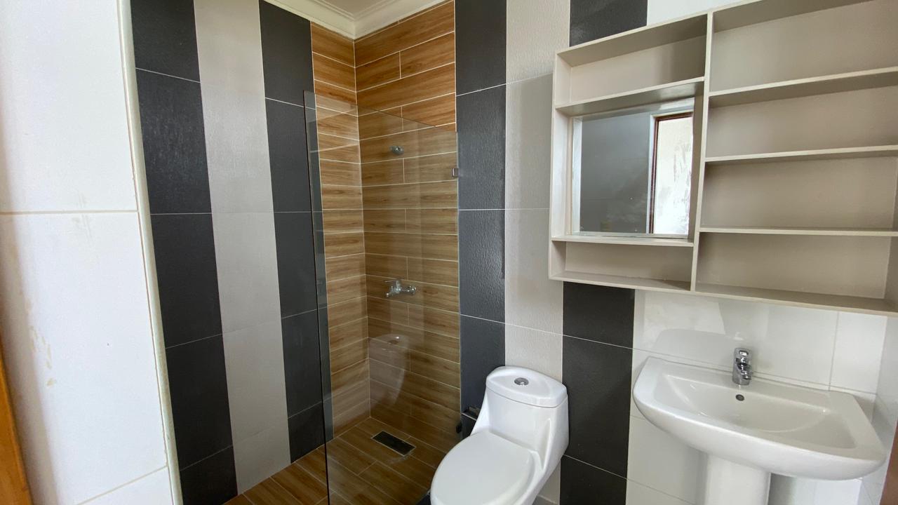Vendo Penthouse en los corales de sur  4to piso  3 habitaciones princi Foto 7313894-12.jpg