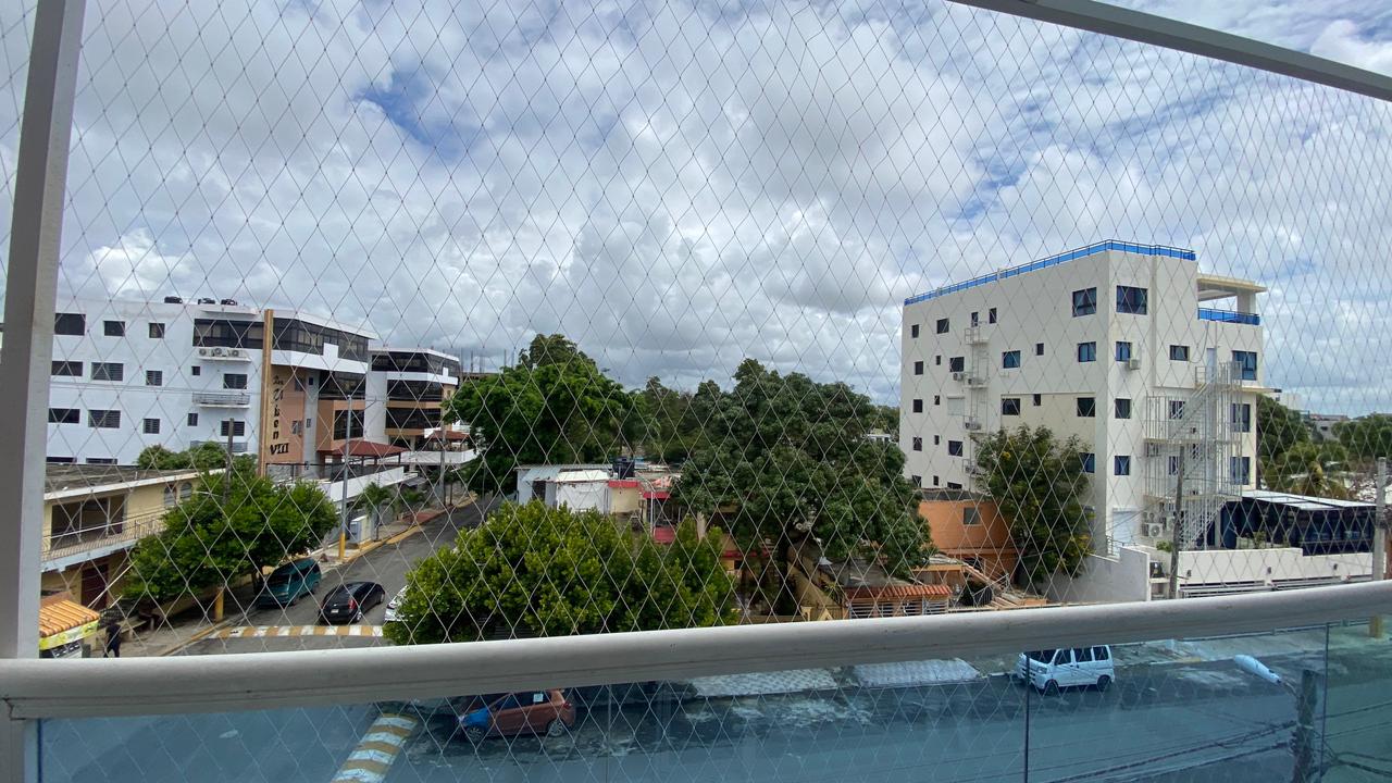 Vendo Penthouse en los corales de sur  4to piso  3 habitaciones princi Foto 7313894-4.jpg