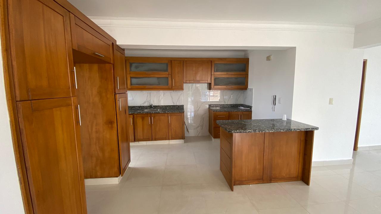 Vendo Penthouse en los corales de sur  4to piso  3 habitaciones princi Foto 7313894-5.jpg
