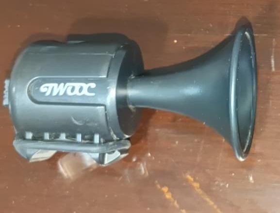 Luz delantera mas Bocina para bicicleta Leer descripción Foto 7313925-2.jpg