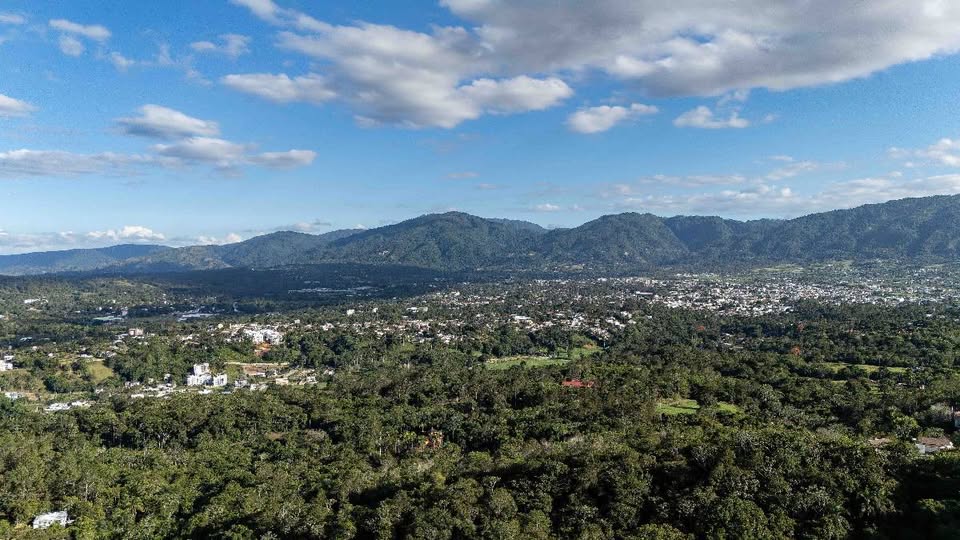 olar en Altos de la Floresta – Estancita Jarabacoa – 1331 m – Proyecto Foto 7313942-8.jpg