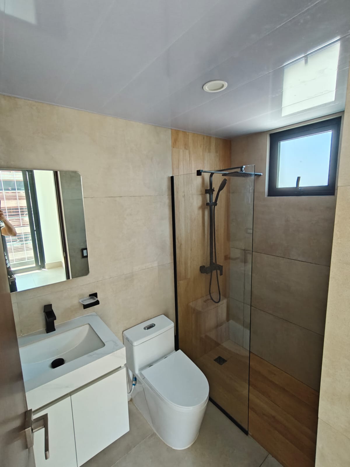 Se alquila hermoso apartamento Evaristo Morales Foto 7313951-8.jpg