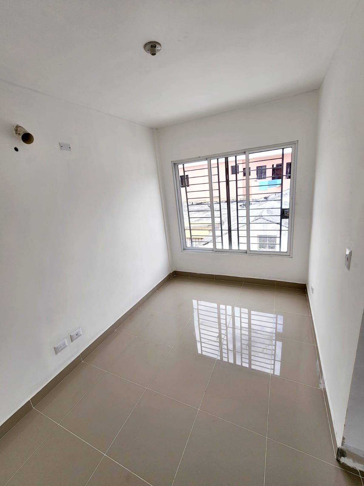 casa en alquiler uso comercial segundo nivel av. independencia  Foto 7313952-11.jpg