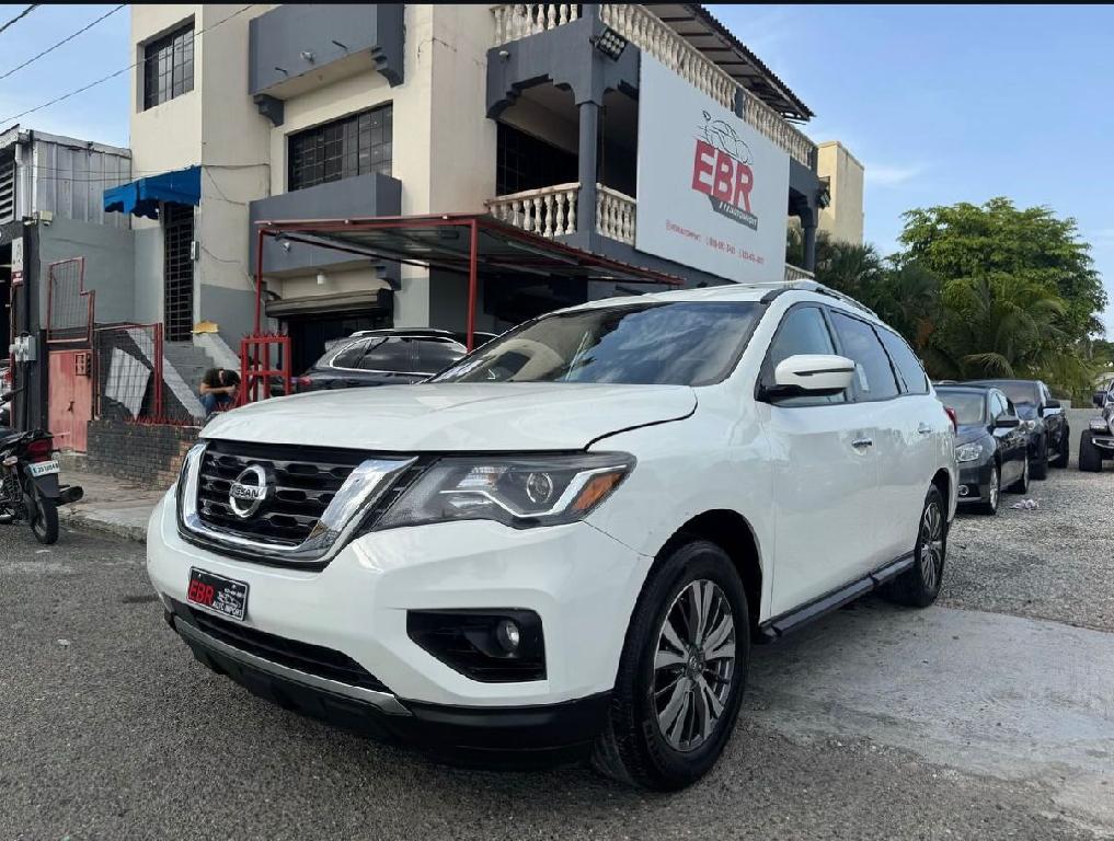 Nissan Pathfinder SV 4x4 2019 Foto 7313995-1.jpg