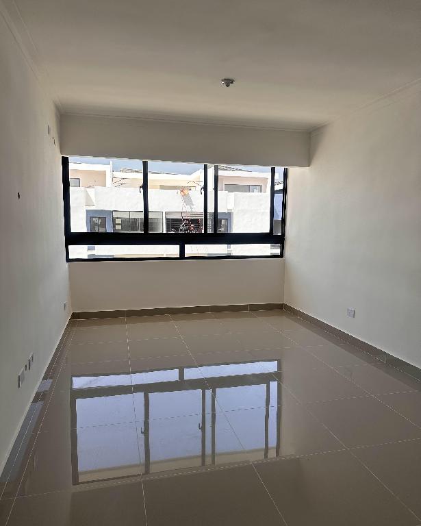 Apartamento con terraza en alquiler en Santo Domingo Este  Foto 7314086-3.jpg