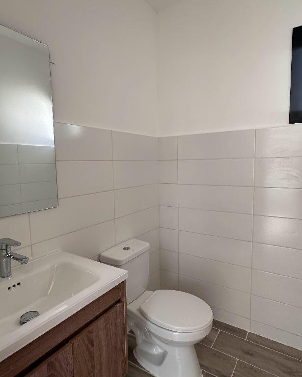Apartamento con terraza en alquiler en Santo Domingo Este  Foto 7314086-8.jpg