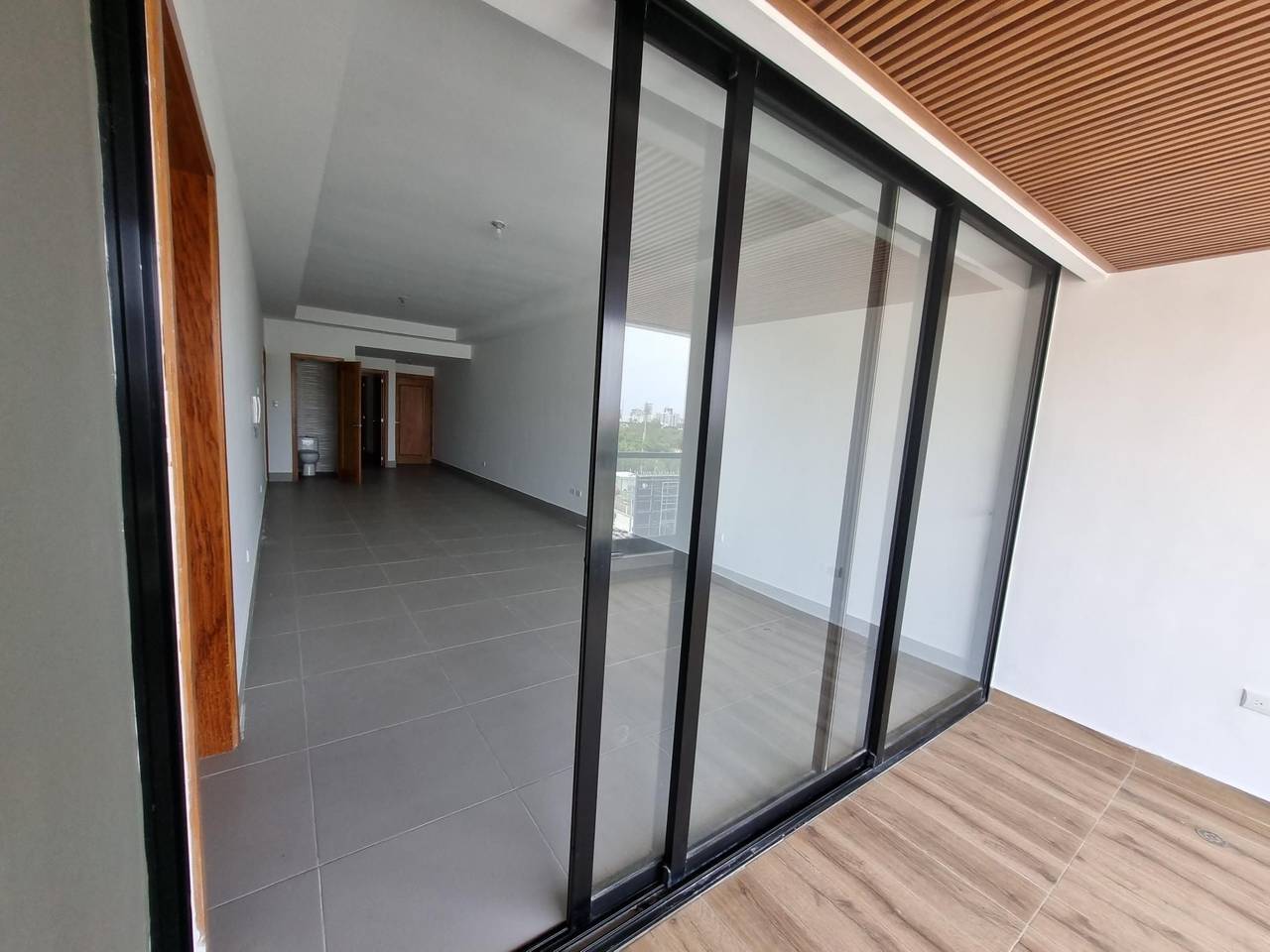 Alquiler de apartamento con 3 habitaciones en el ensanche naco Foto 7314092-10.jpg