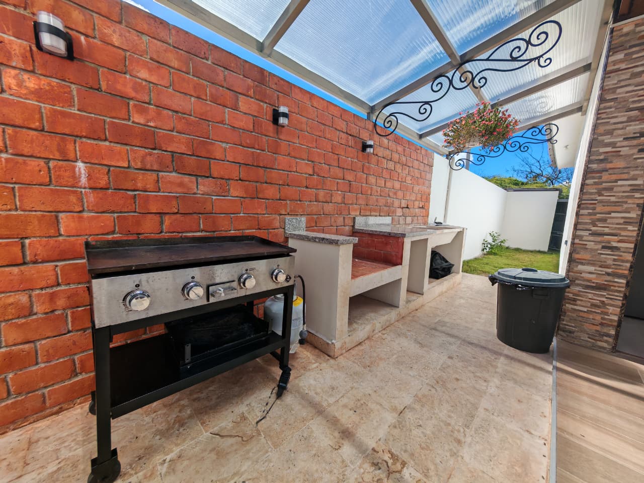 PRECIOSA VILLA EN MATANZA BAN   Foto 7314114-7.jpg
