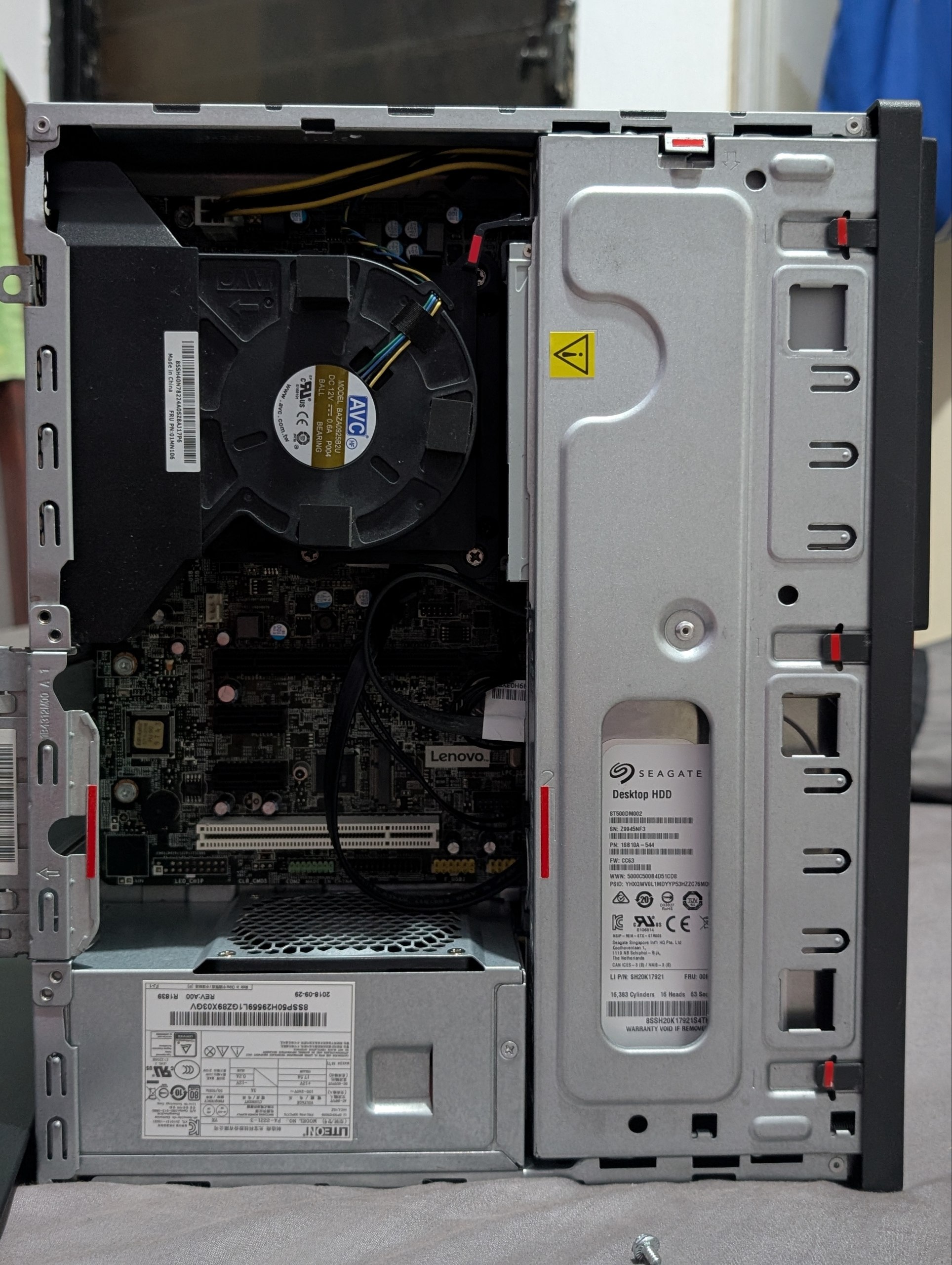 ????Oferta! Lenovo M725S Ryzen 3 Pro???? Foto 7314170-7.jpg
