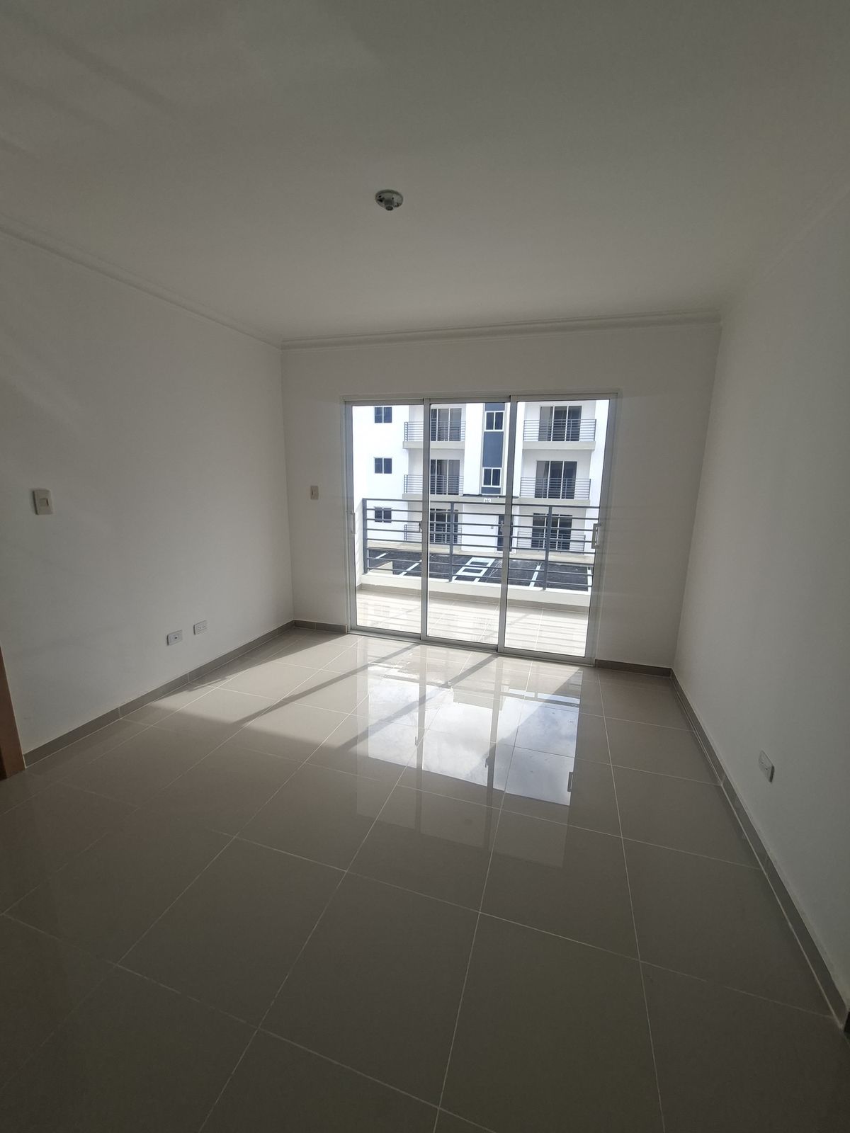 ALQUILO APARTAMENTO EN AUTOPISTA SAN ISIDRO Foto 7314201-11.jpg