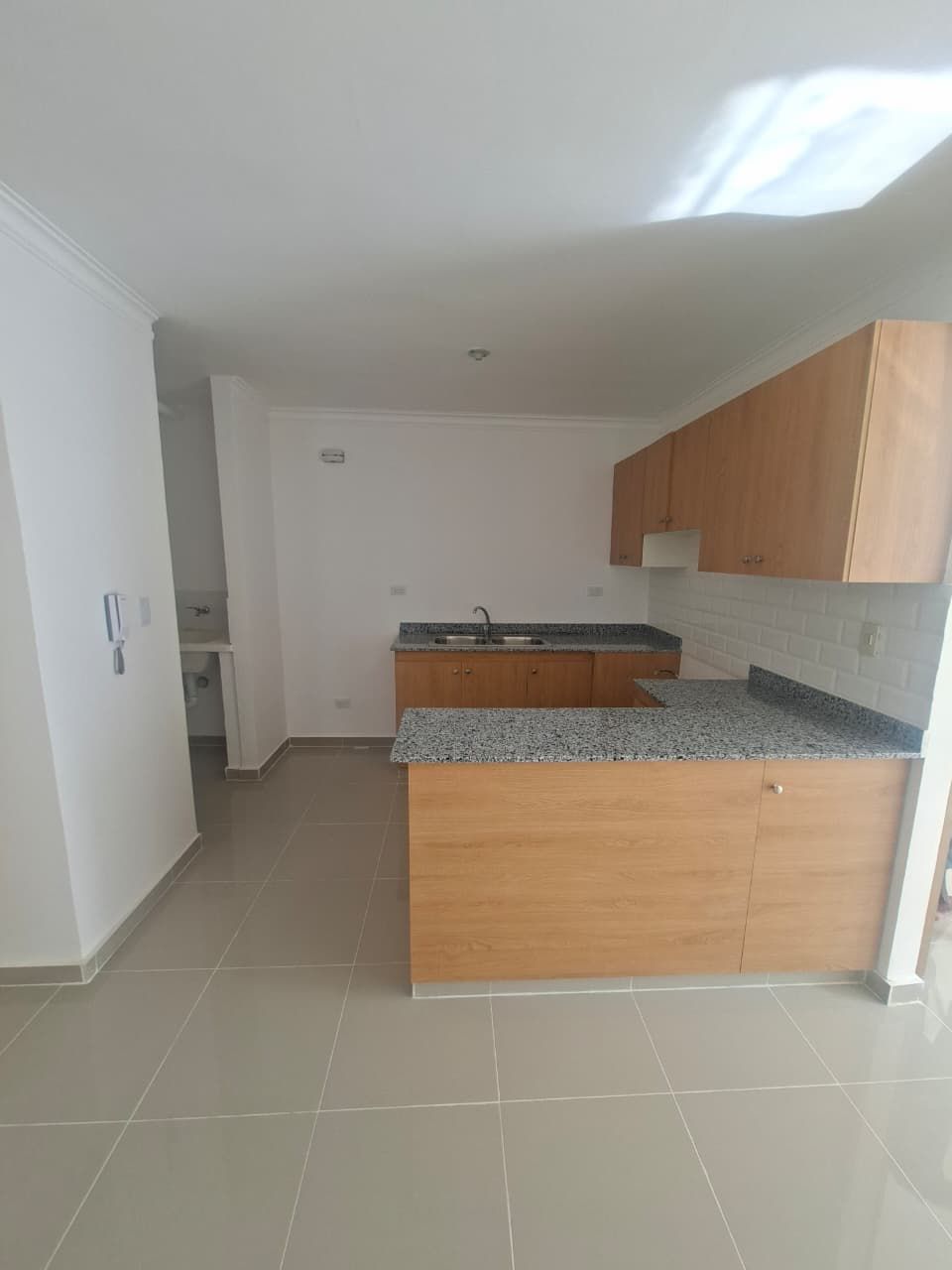 ALQUILO APARTAMENTO EN AUTOPISTA SAN ISIDRO Foto 7314201-9.jpg