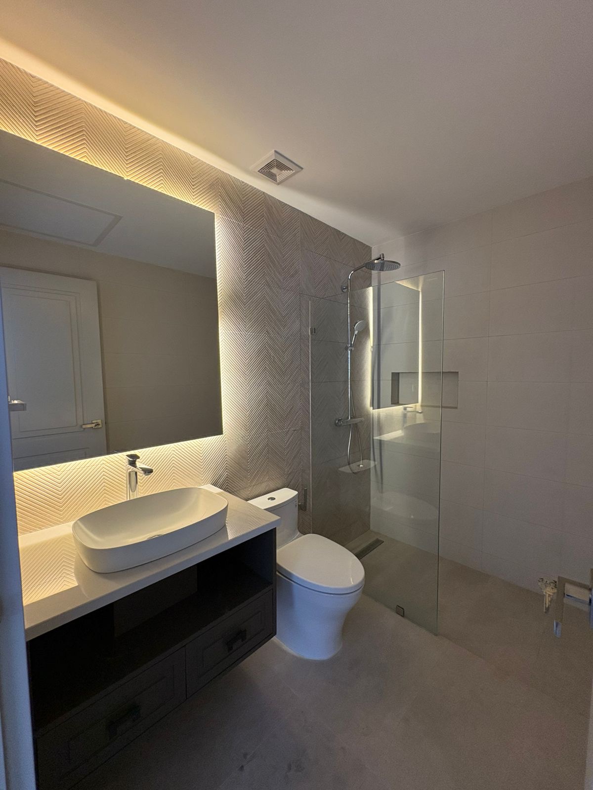 Paraíso vendo apartamento nuevo  Foto 7314204-6.jpg
