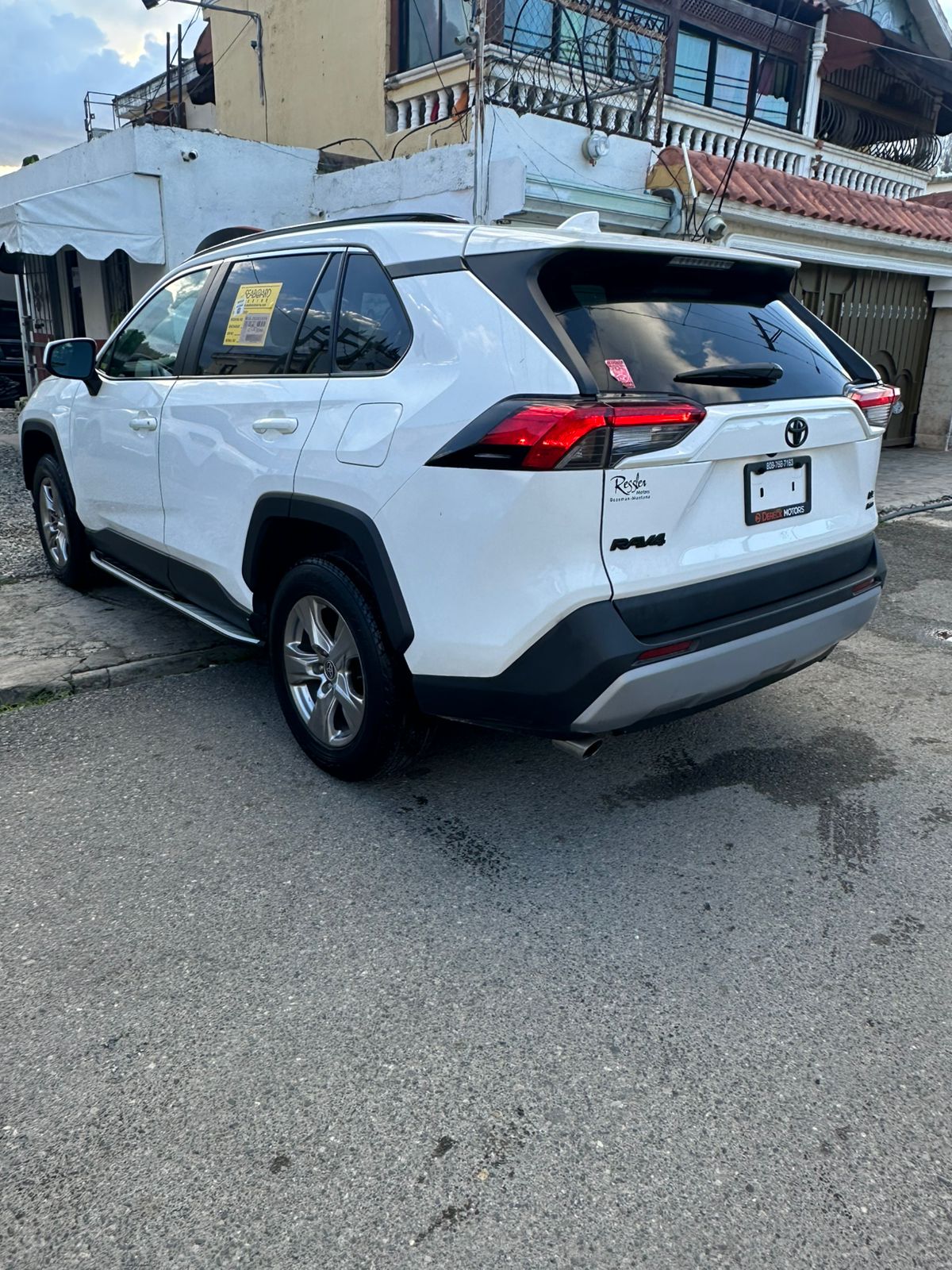 Toyota Rav4 LE 2020 Foto 7314213-4.jpg