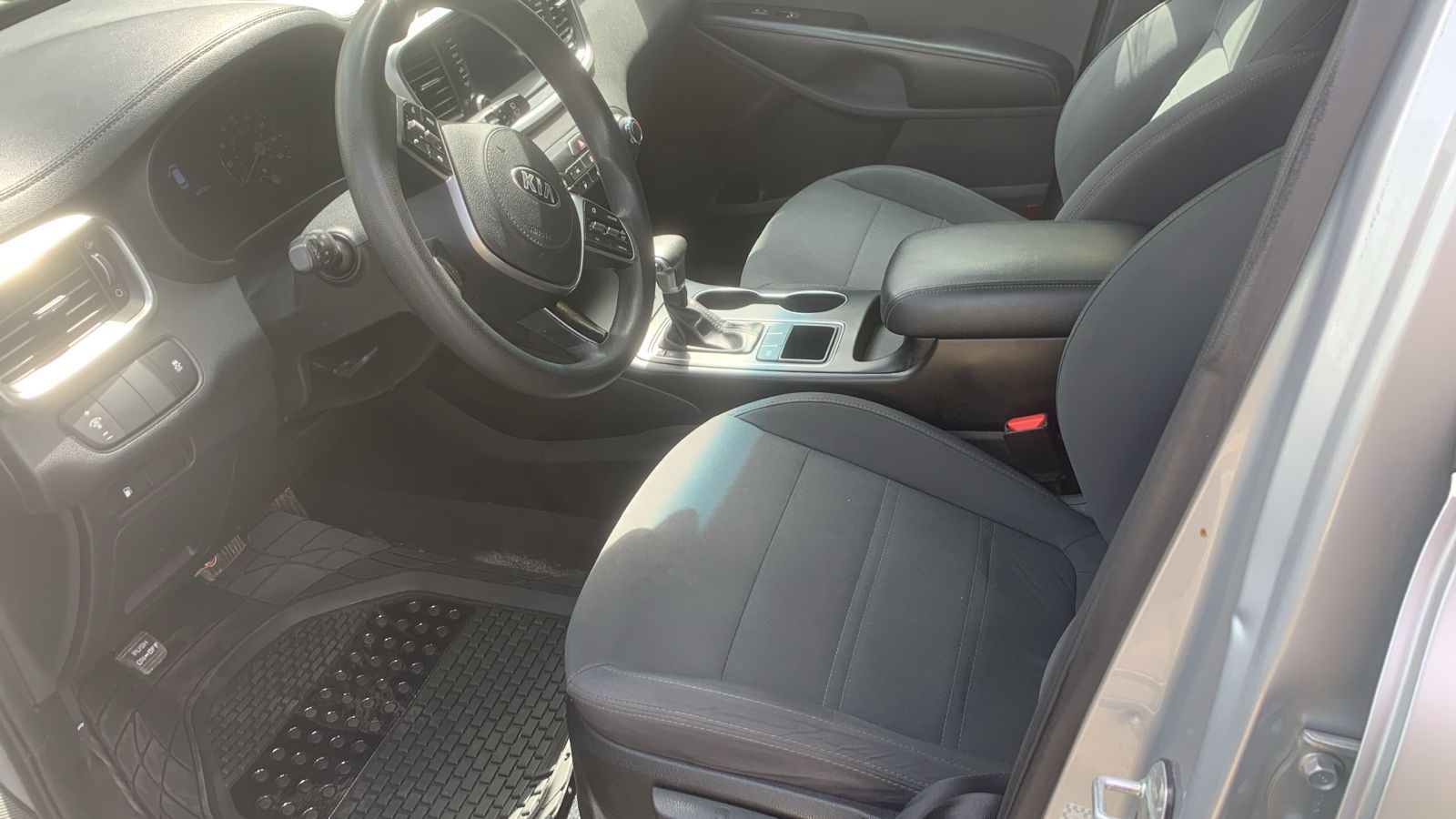 KAI Sorento 2020 LX clean carfax!!! en Santo Domingo Este Foto 7314235-3.jpg