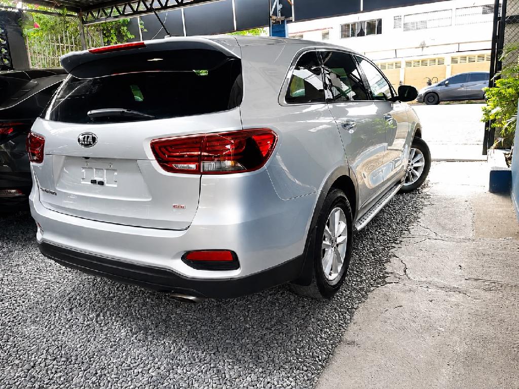 KAI Sorento 2020 LX clean carfax!!! en Santo Domingo Este Foto 7314236-13.jpg