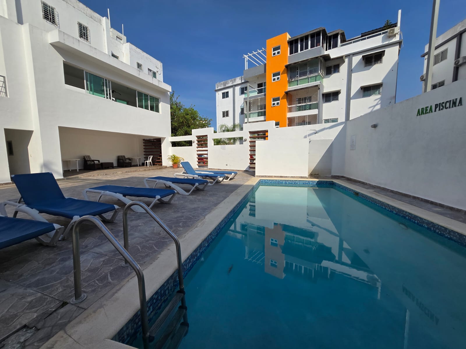 Apartamento en la Jacobo Majluta 3er piso Remodelado.   Foto 7314253-12.jpg