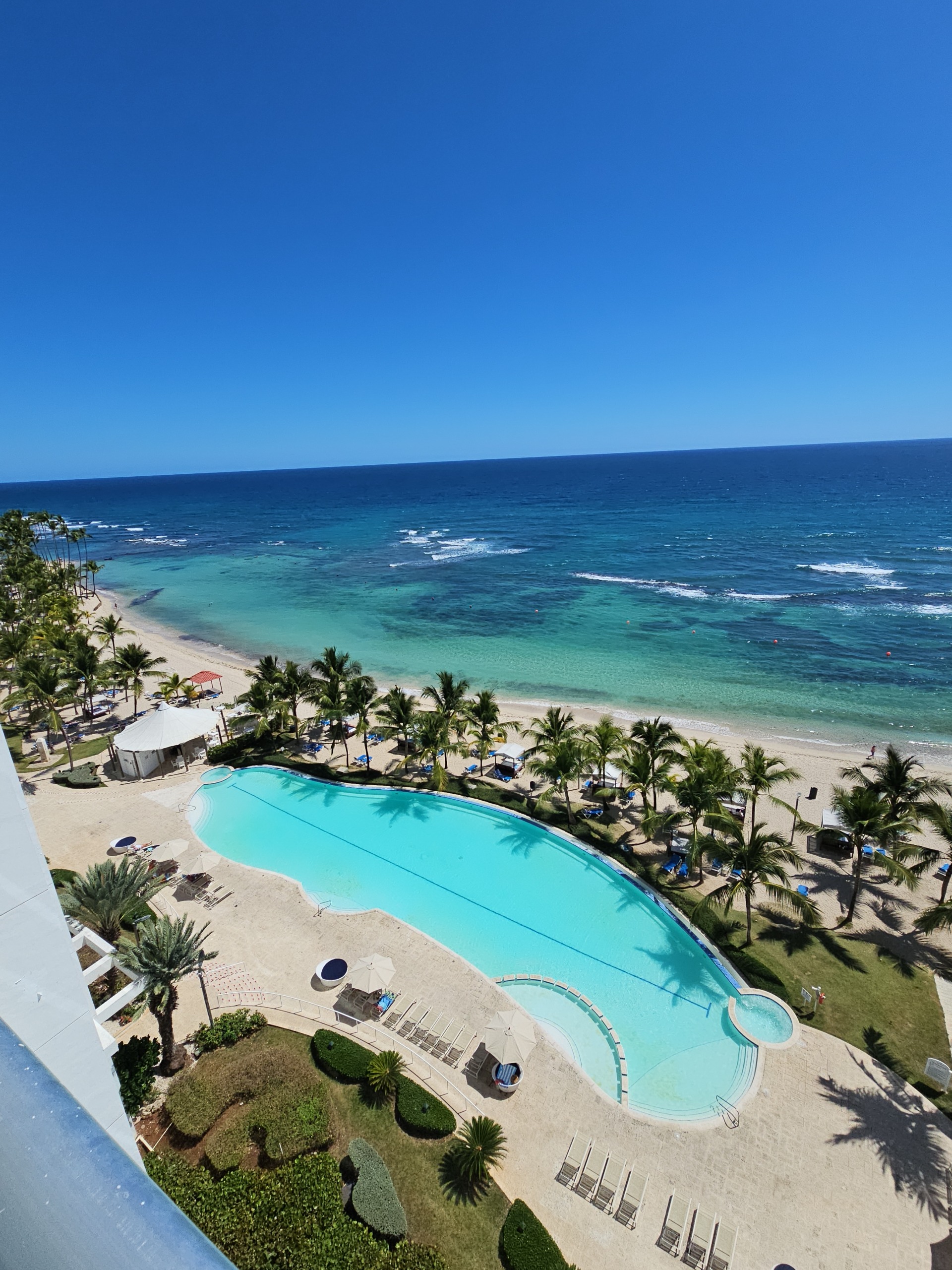 Vendo Hermoso Apartamento en PRIMERA Línea de Playa  Juan Dolió en MAR Foto 7314353-11.jpg