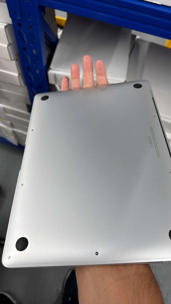 MACBOOK AIR 2020 Foto 7314475-5.jpg
