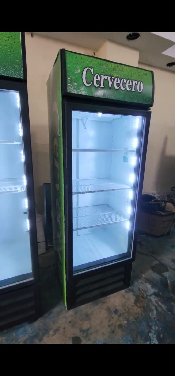 Refrigeradores FARCO para cerveza Renovados 1234 puertas Foto 7314525-3.jpg