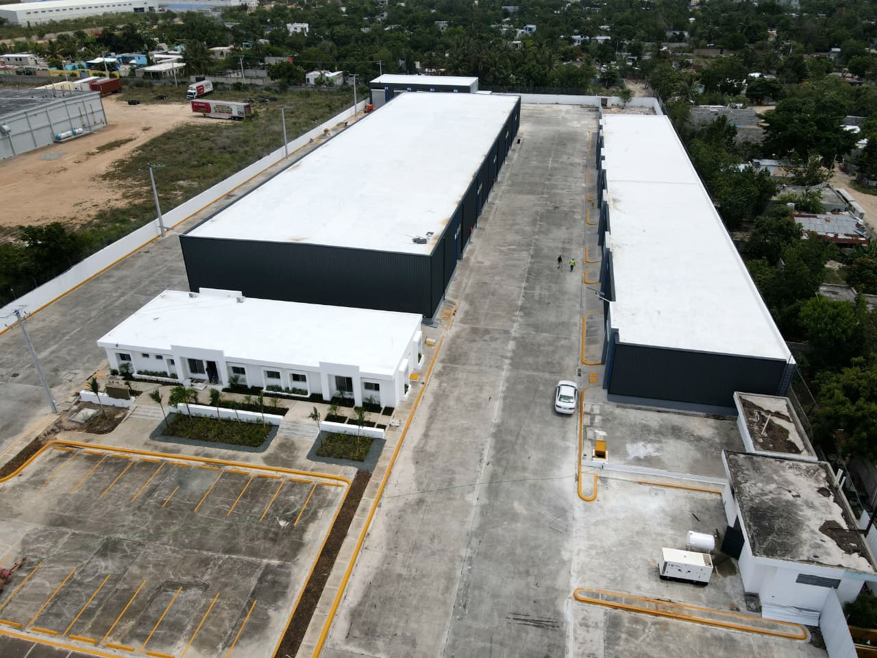Nave comercial desde 300 metros y US3000 Dolares  Foto 7314543-1.jpg