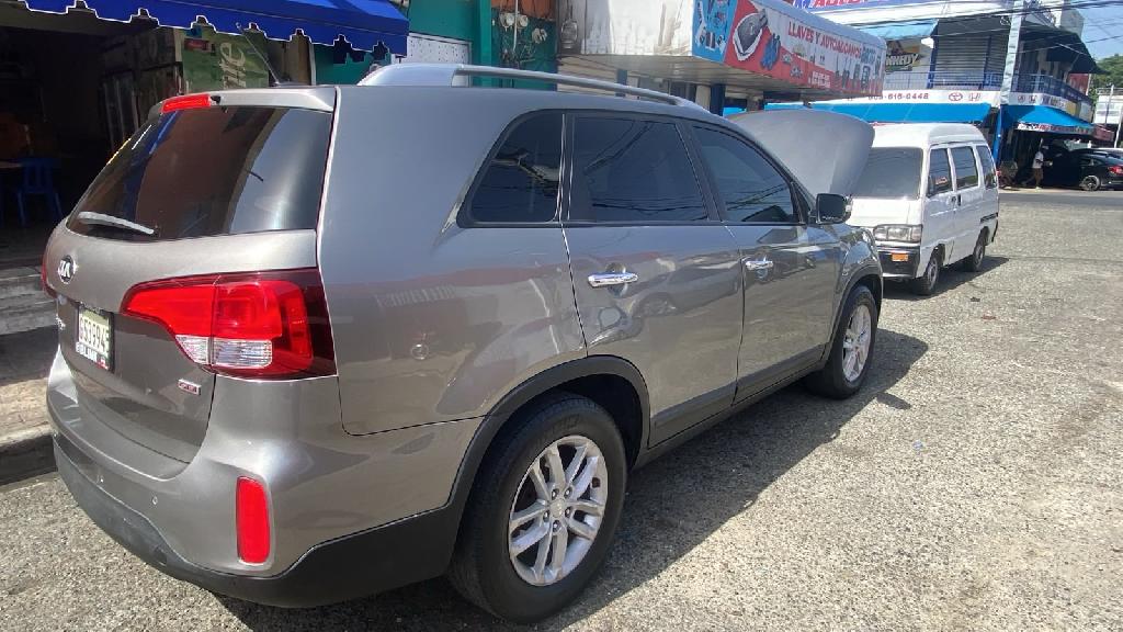 Kia Sorento 2015 Foto 7314547-10.jpg