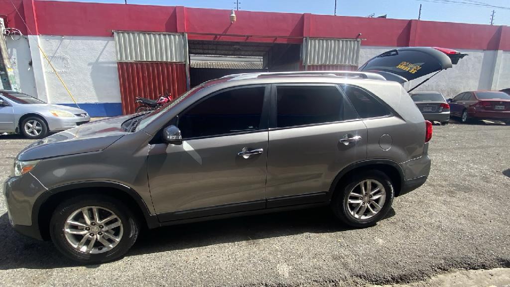 Kia Sorento 2015 Foto 7314547-2.jpg