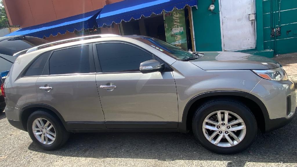 Kia Sorento 2015 Foto 7314547-3.jpg