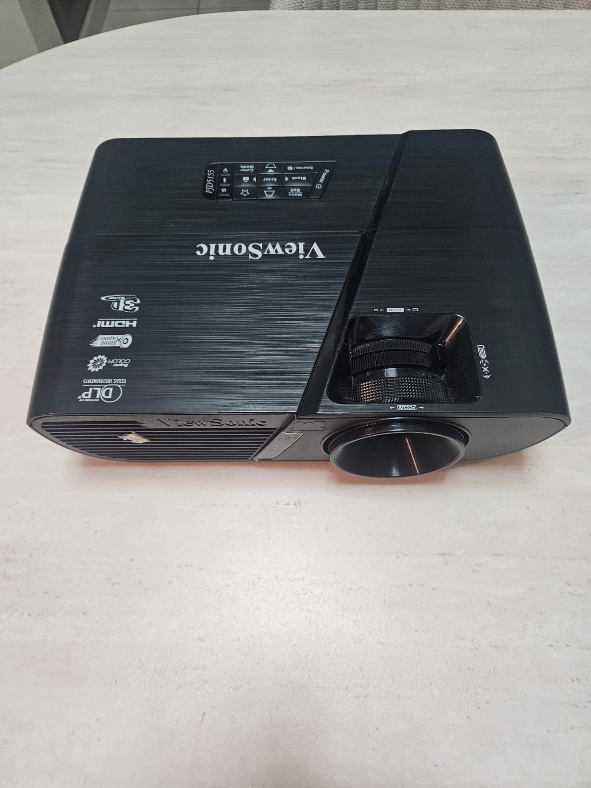 Vendo Proyector ViewSonic PJD5155 Como Nuevo Foto 7314571-5.jpg
