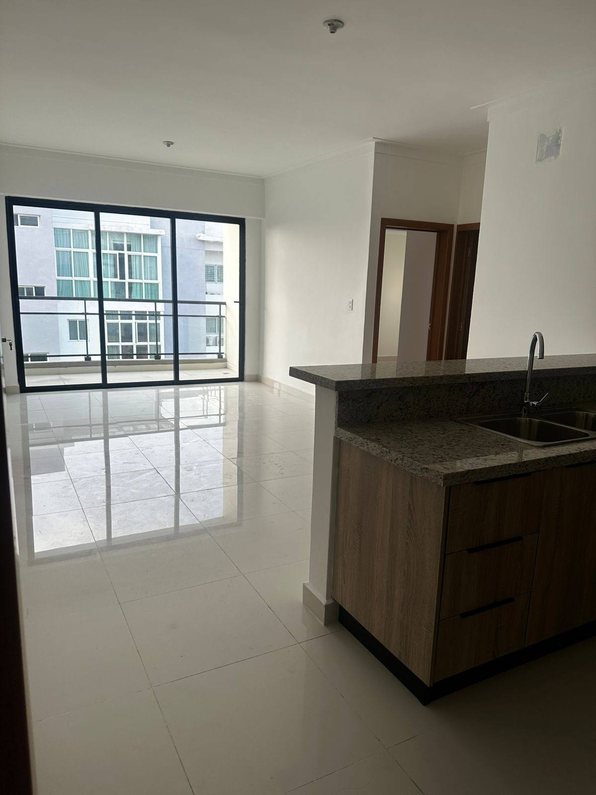 Apartamento en Alquiler – 2 Habitaciones en Renacimiento Foto 7314580-2.jpg