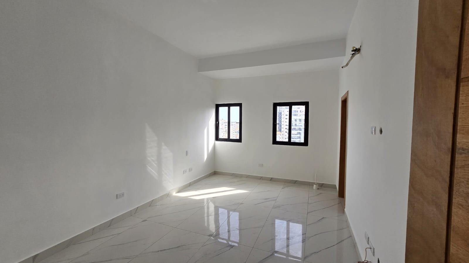 ????️ Apartamento moderno en Piantini Piso 13 con espectaculares vista Foto 7314655-11.jpg