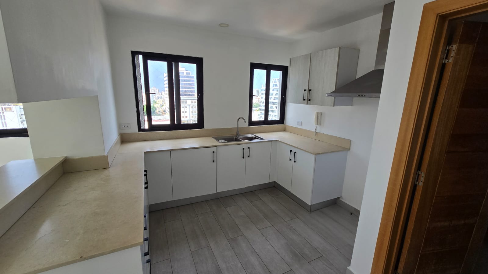 ????️ Apartamento moderno en Piantini Piso 13 con espectaculares vista Foto 7314655-8.jpg