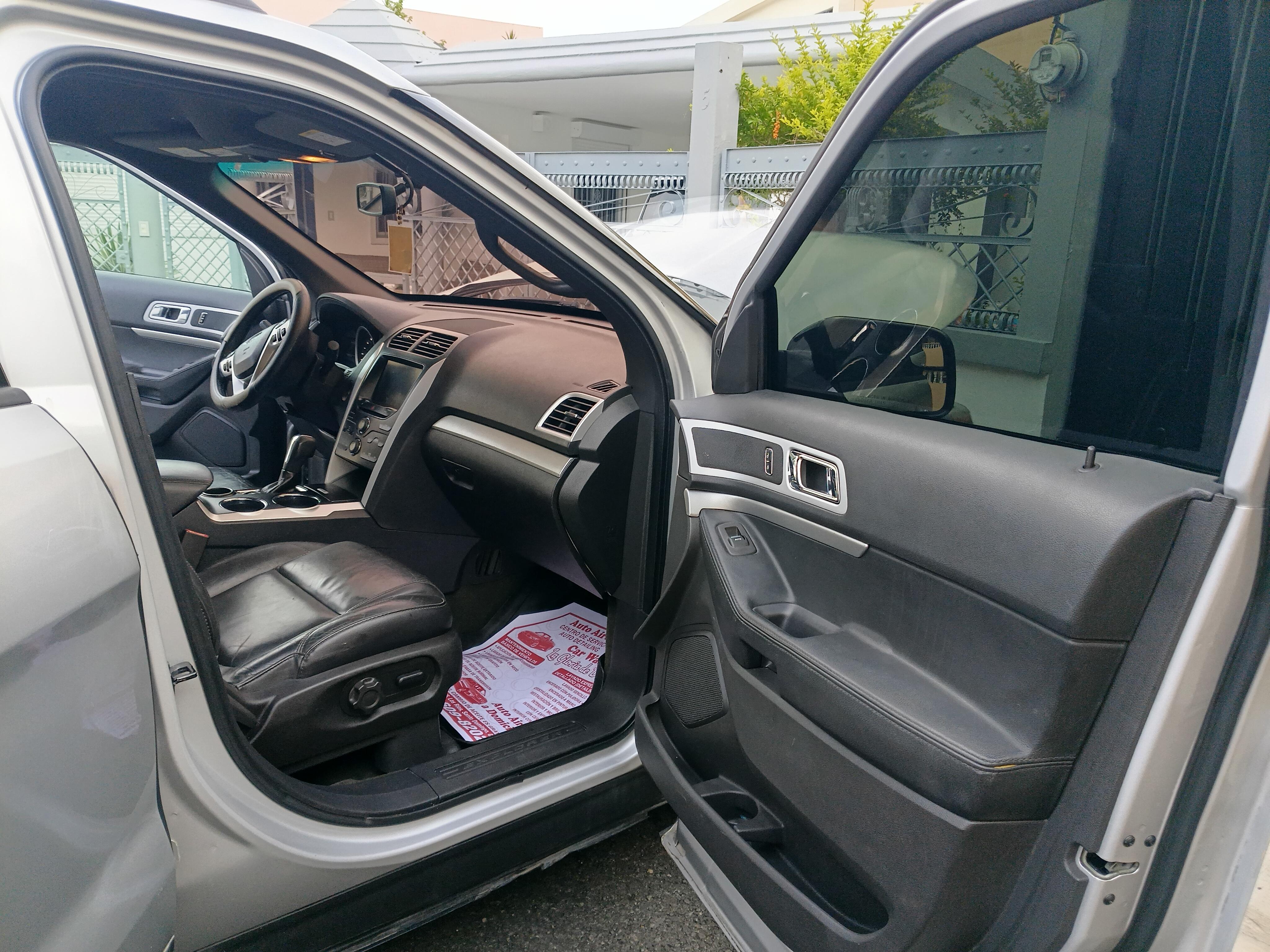 Ford Explorer XLT 3 Filas de Asientos 14  Foto 7314719-7.jpg