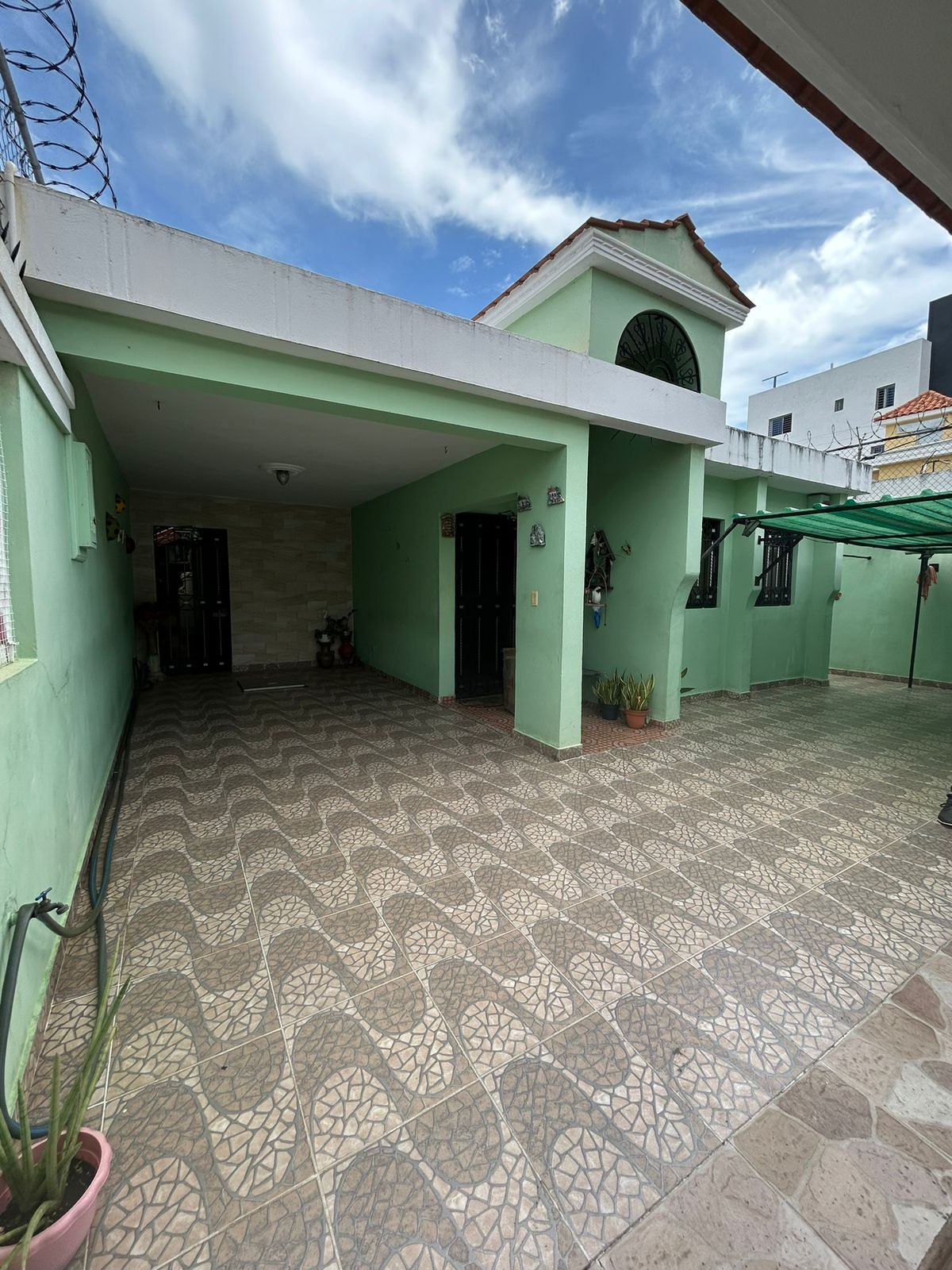 HERMOSA CASA DE 4 HABITACIONES Y 2 BAÑOS UBICADA EN PRADO ORIENTAL. EX Foto 7314734-2.jpg