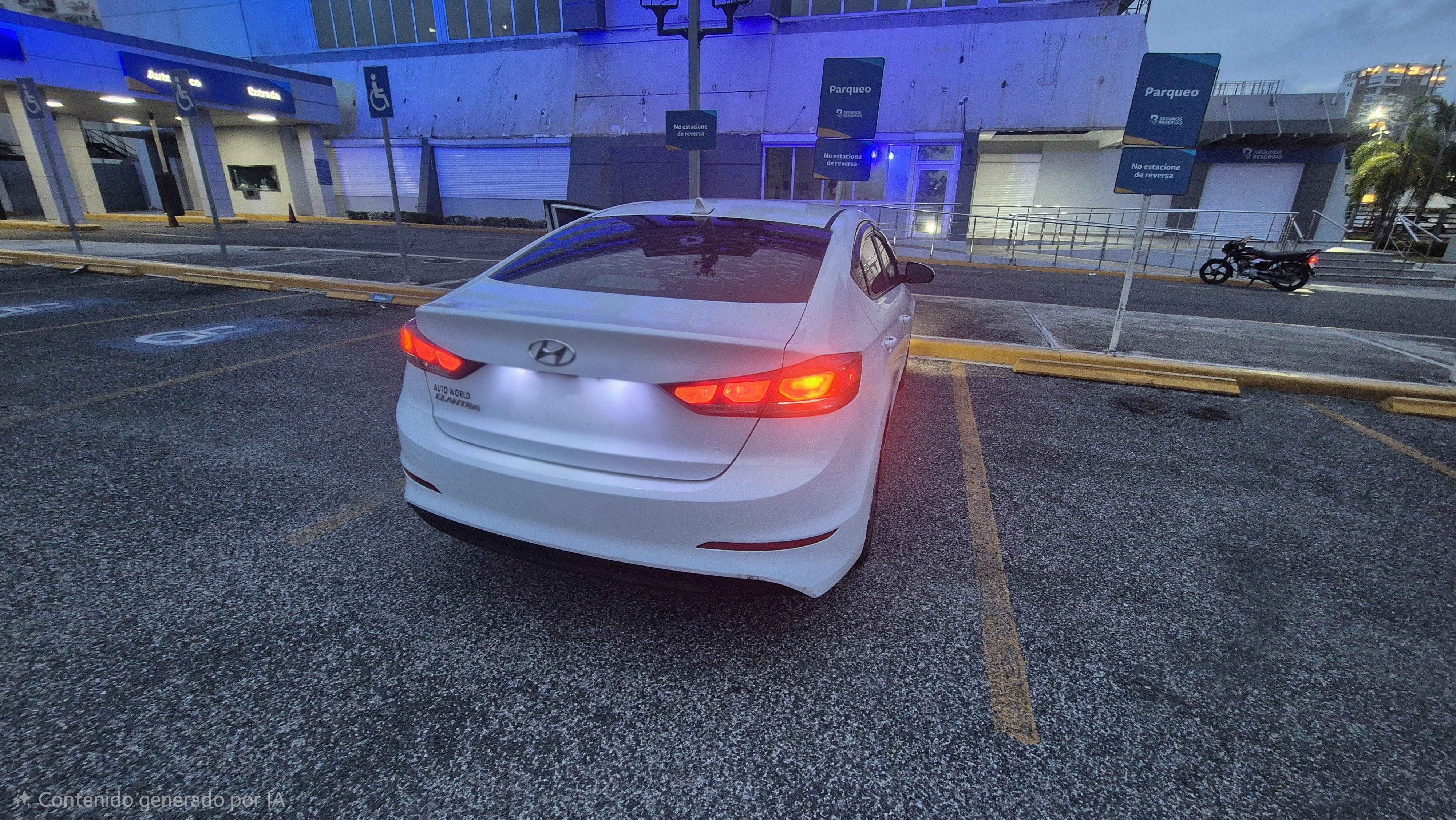 Hyundai Elantra SEL Value 2018 Foto 7314793-9.jpg