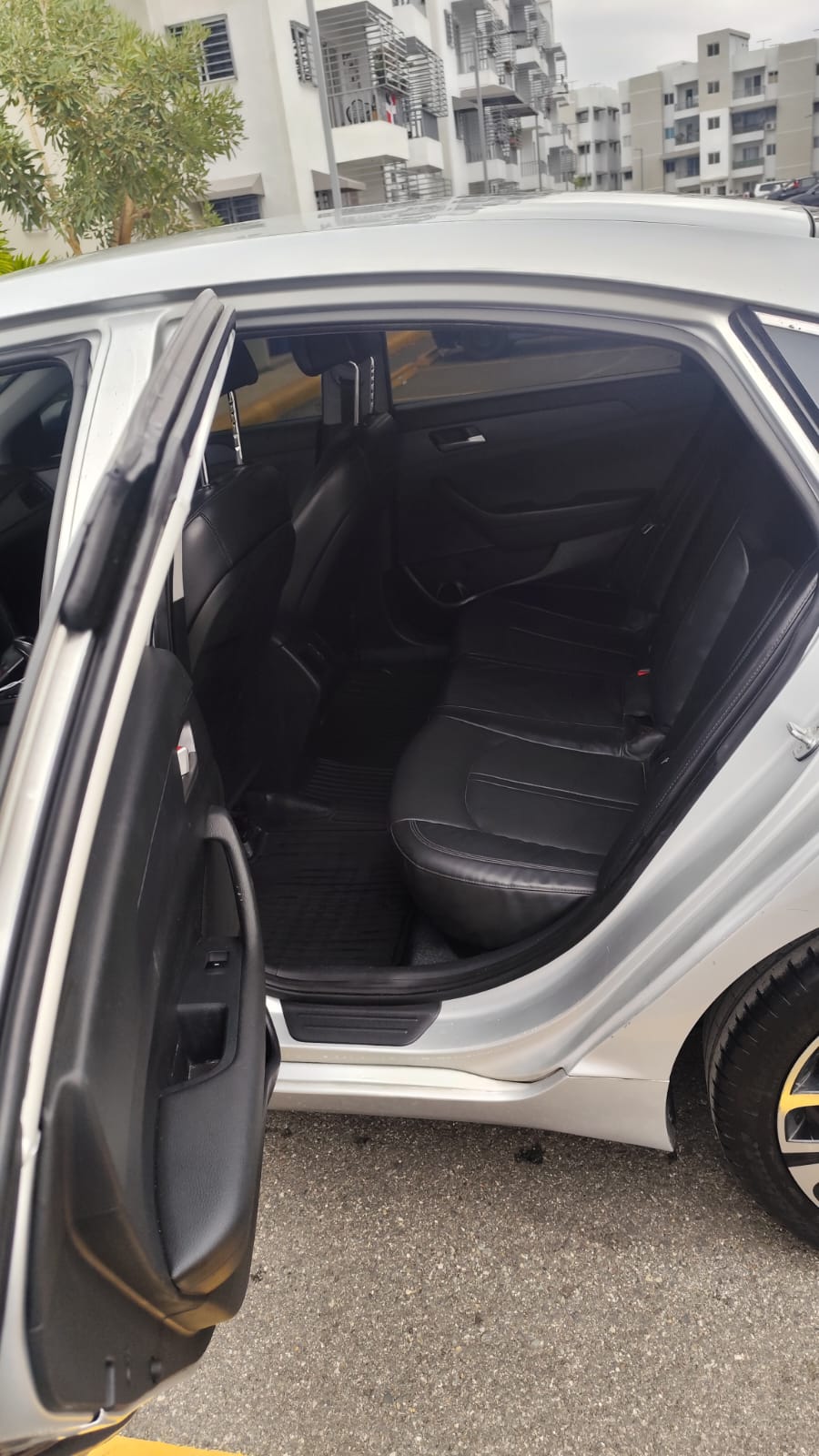 Hyundai LF 2017 Foto 7314796-8.jpg