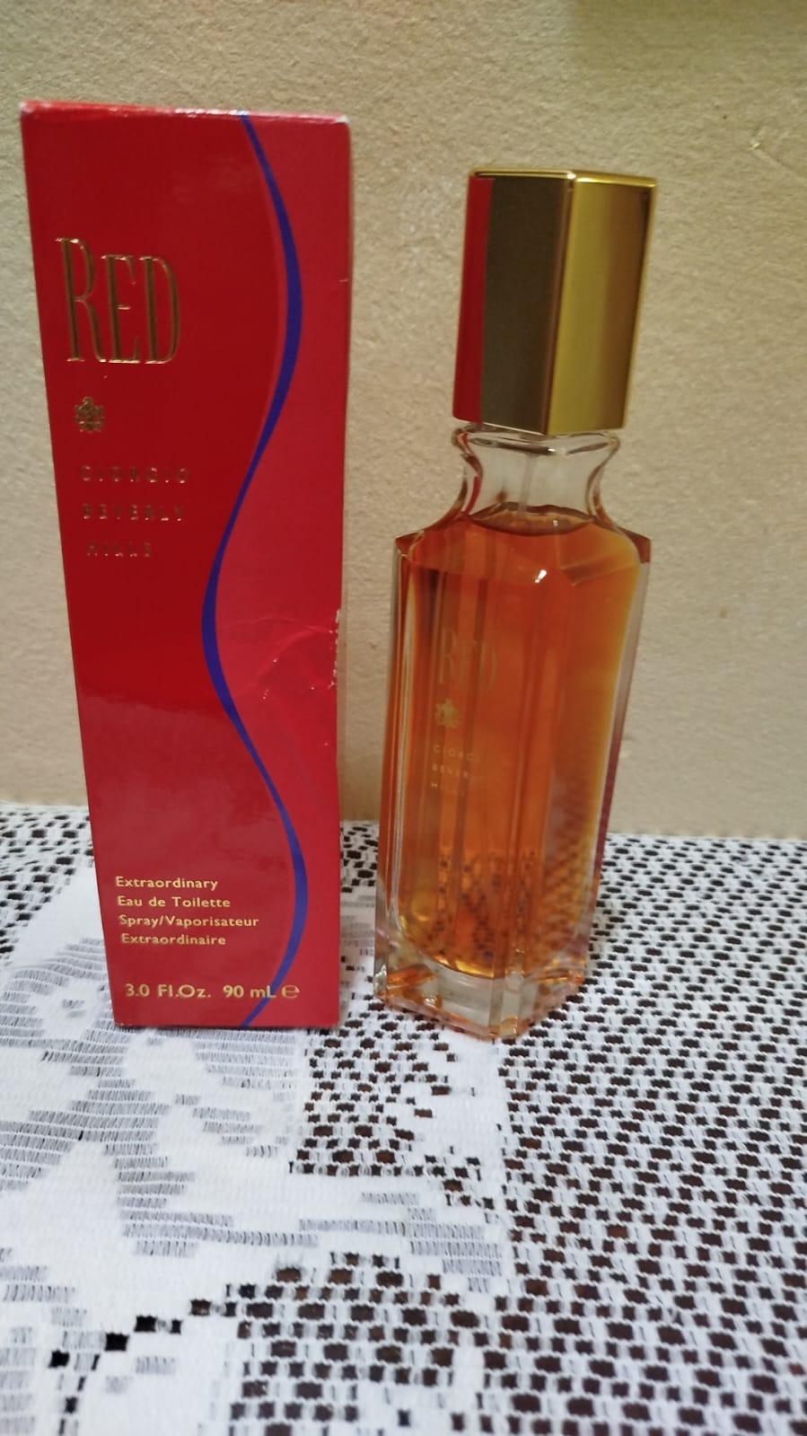 Perfume Red nuevo en 1500 - 3.0 FL OZ / 90 ml e  Foto 7314822-1.jpg