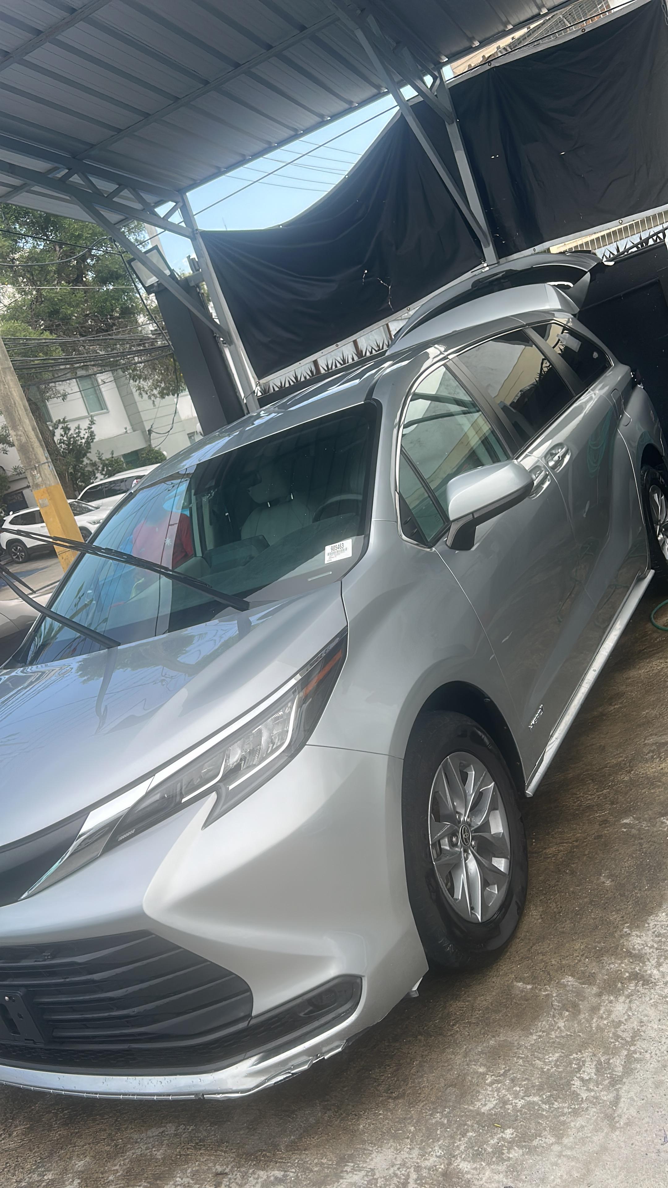 Toyota Sienna Hibrida LE en La Altagracia Foto 7314846-11.jpg