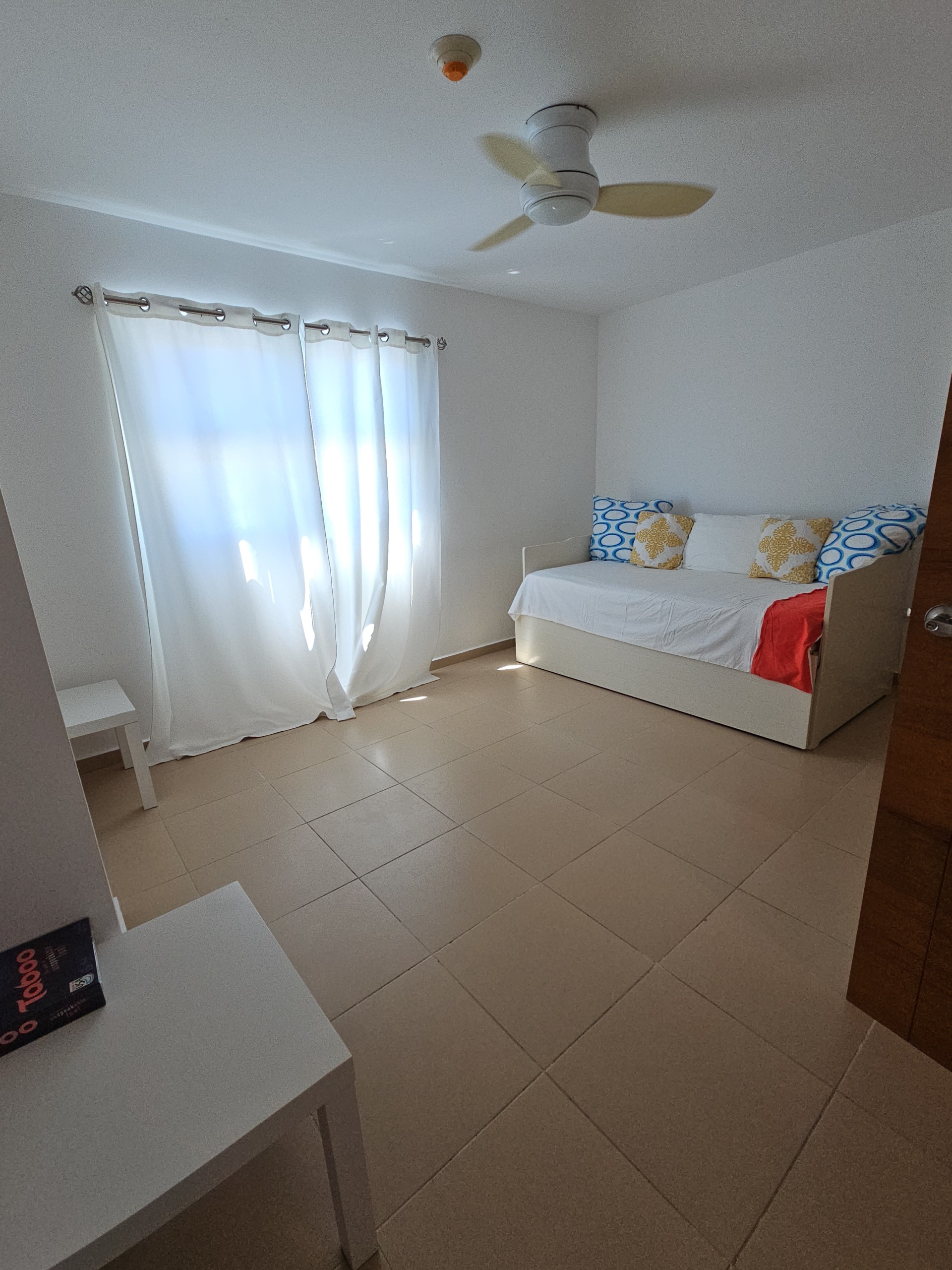 Vendo Hermoso Apartamento en PRIMERA Línea de Playa  Juan Dolió en MAR Foto 7314918-9.jpg