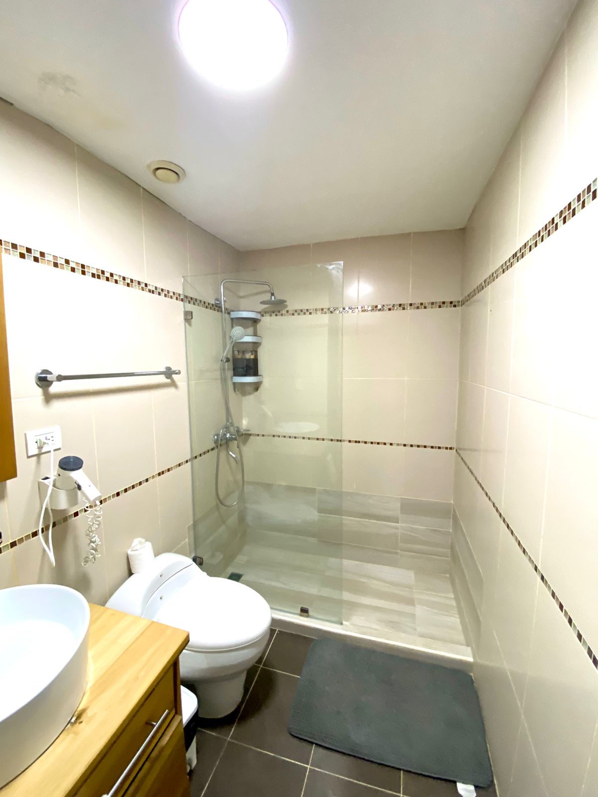 Vendo Hermoso Apartamento en PRIMERA Línea de Playa  Juan Dolió en MAR Foto 7314921-6.jpg