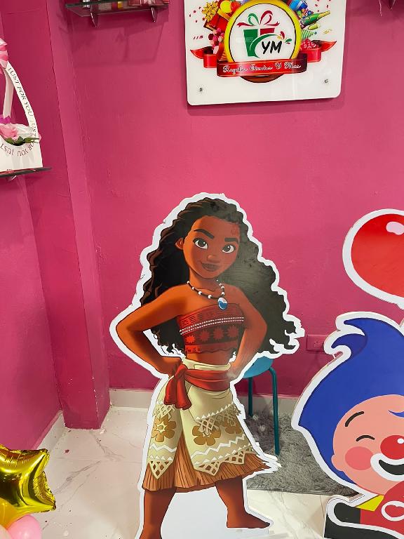 Alquiler de personajes infantiles para actividades  Foto 7314962-2.jpg