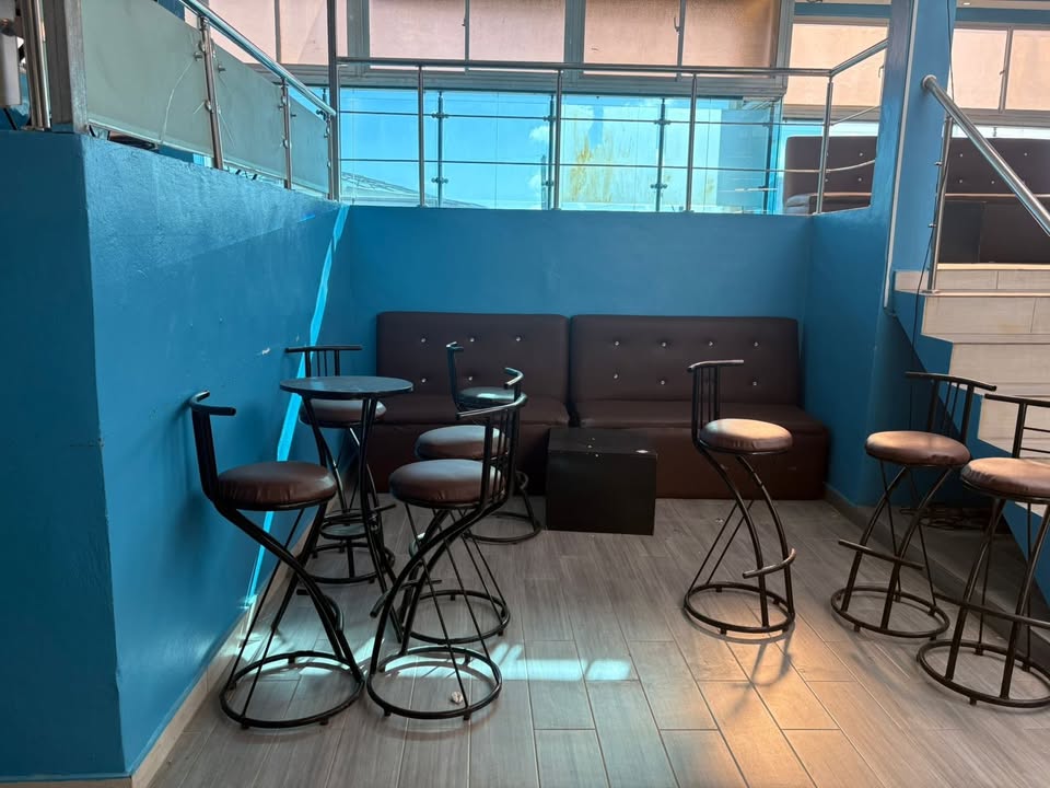 Se alquila Un Negocio De Bebidas es una terraza 30 mil mensual Foto 7314968-1.jpg