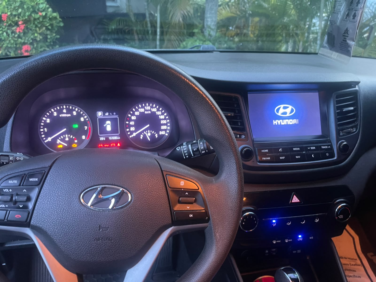 Vendo Hyundai Tucson excelentes condiciones Negociable Foto 7315014-8.jpg
